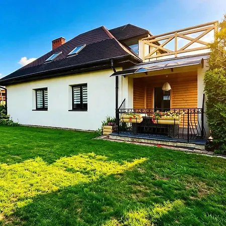 Vila Modraszka *